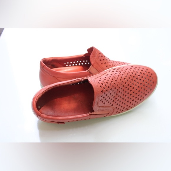 Ecco soft slip on shoes - Picture 4 of 16